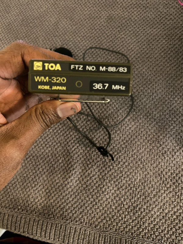 Den här artikeln är trådlösa mikrofonen av TOA WM-320