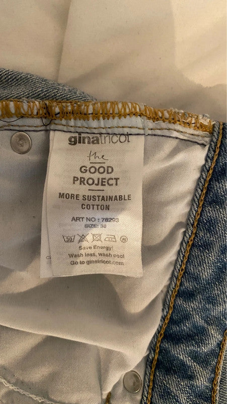 Gina Tricot Perfect Jeans damjeans stl 38 W26 blå