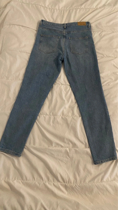 Gina Tricot Perfect Jeans damjeans stl 38 W26 blå